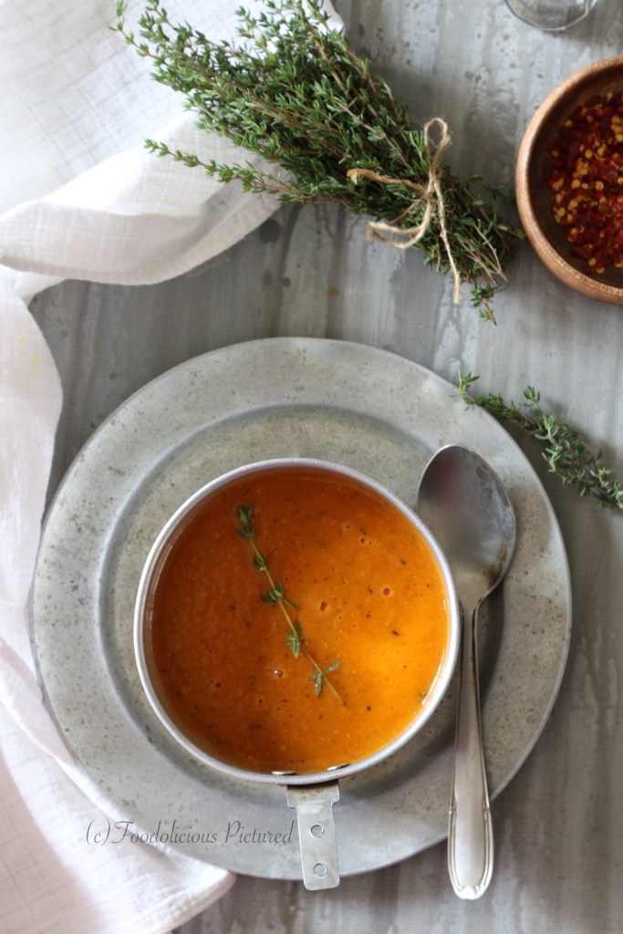 Roasted butternut squash and bell pepper soup